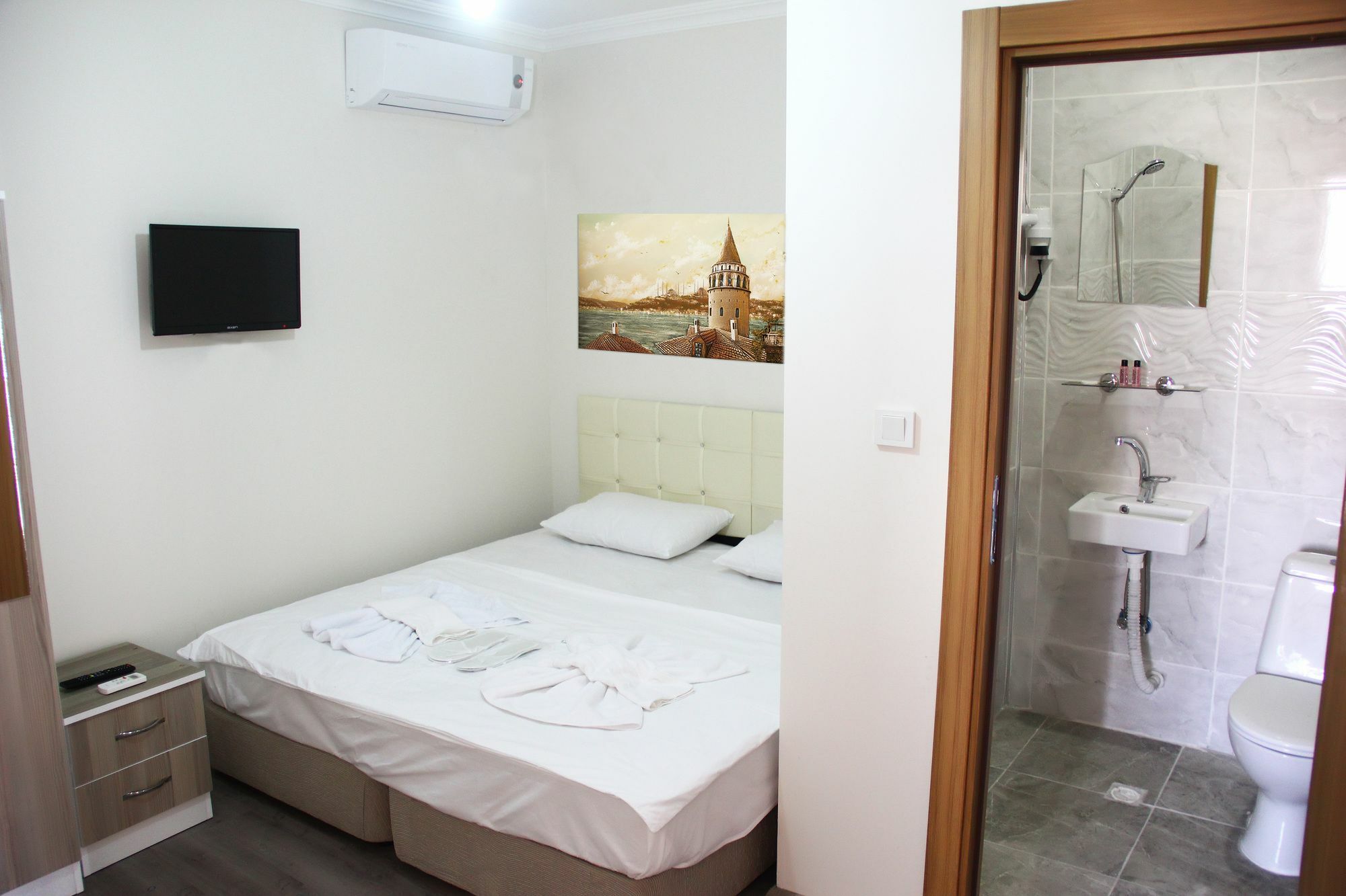 Marpalace Hotel Istanbul Exterior foto